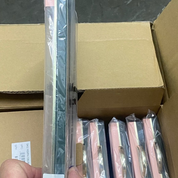 Kate Spade New York Defensive Case for Apple iPhone XS Max - Hollyhock/Cream NIB - Picture 8 of 10